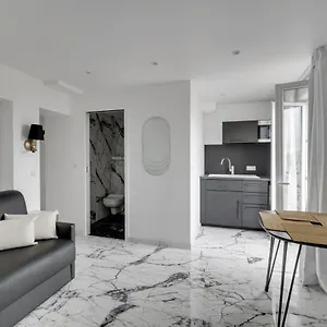 Le Bellevue 2* Parigi